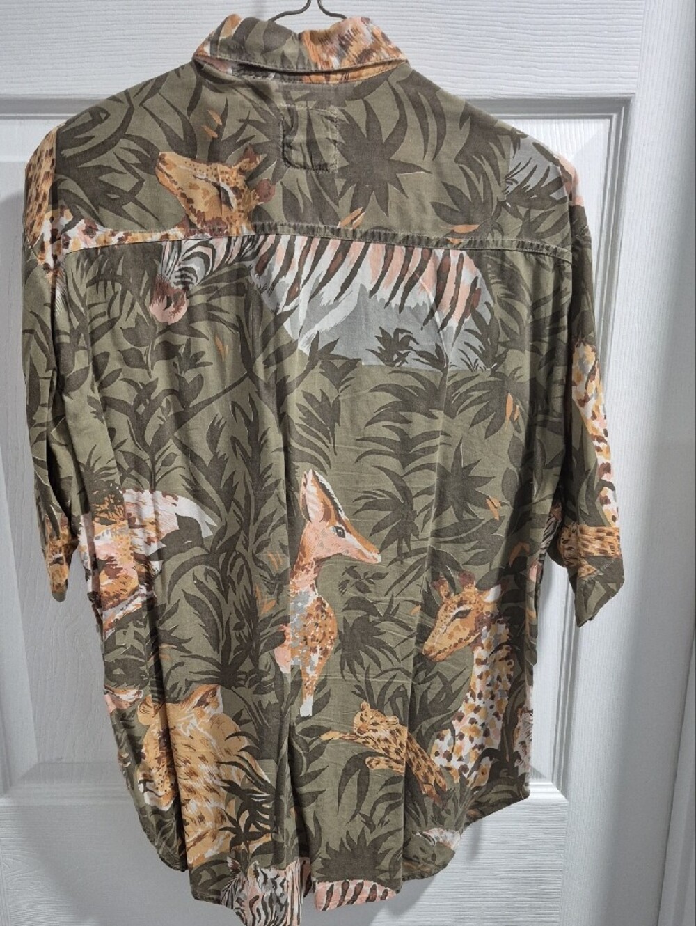 Women's Short-Sleeve Safari Print Button-Up Shirt - Olive & Tan - Picture 3 of 3